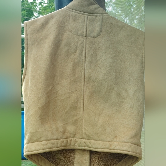 Country. Cheyenne collection Faux Suede vest size small - Picture 4 of 8